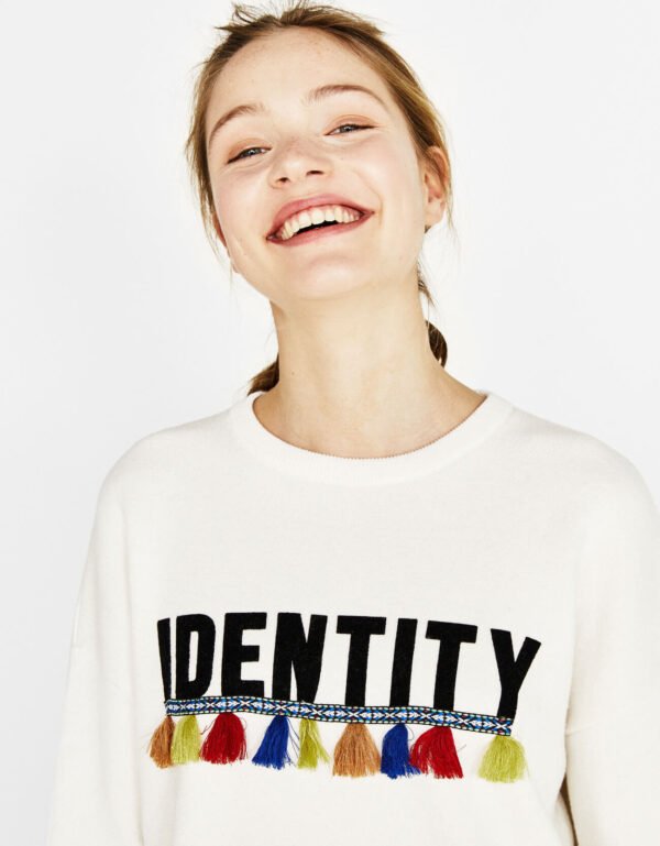 Sweater with slogan - Image 7